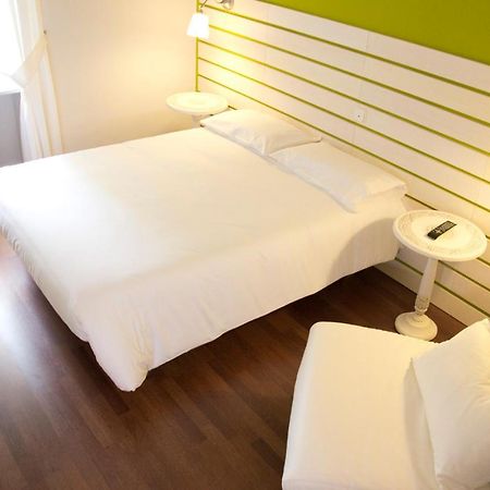 Burgo Hostal Boreal Mistral מראה חיצוני תמונה
