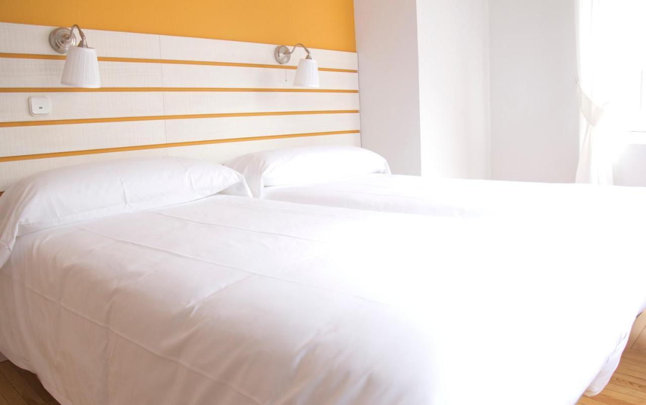 Burgo Hostal Boreal Mistral מראה חיצוני תמונה