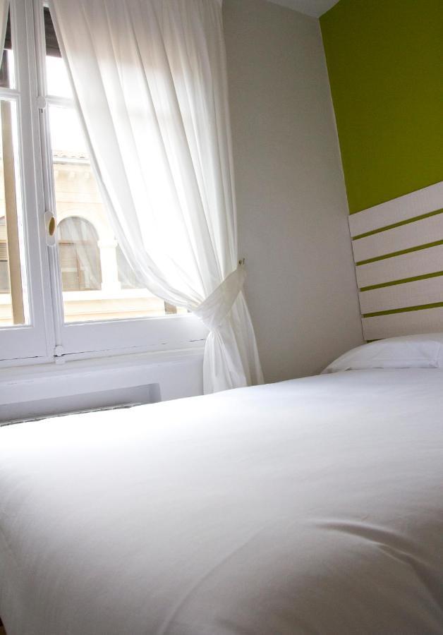 Burgo Hostal Boreal Mistral מראה חיצוני תמונה
