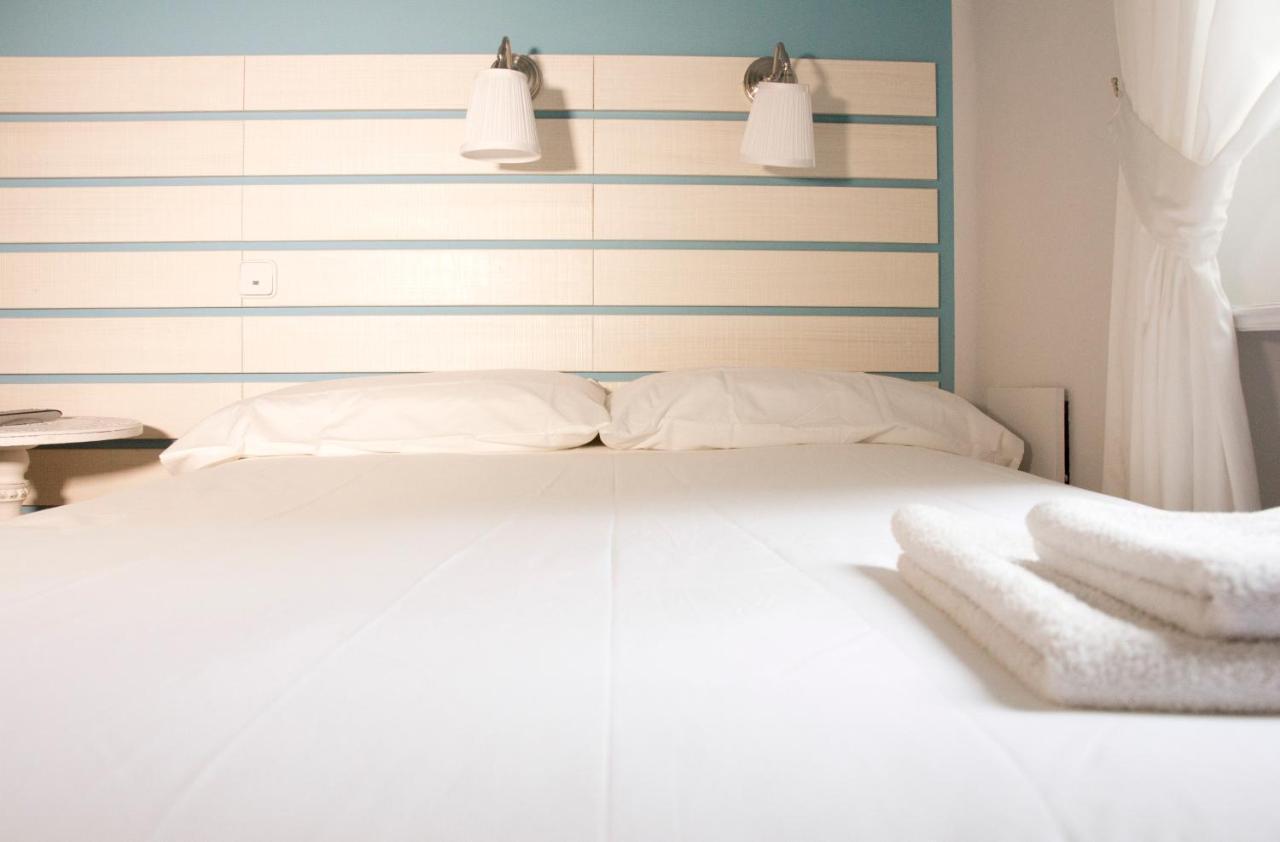 Burgo Hostal Boreal Mistral מראה חיצוני תמונה