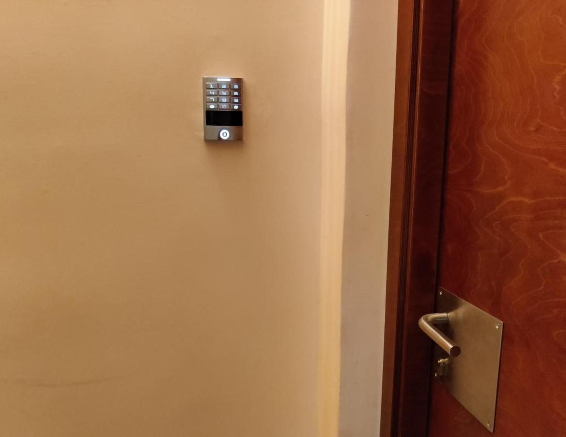Burgo Hostal Boreal Mistral מראה חיצוני תמונה